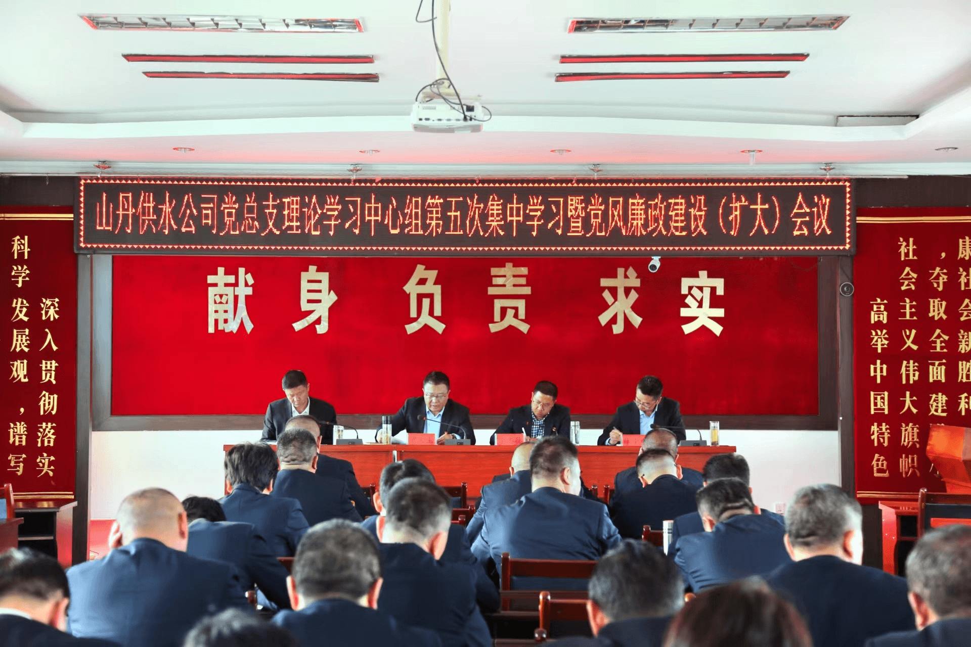 2023-11-15T14:18:08.png 2023-11-15T14:18:08.png