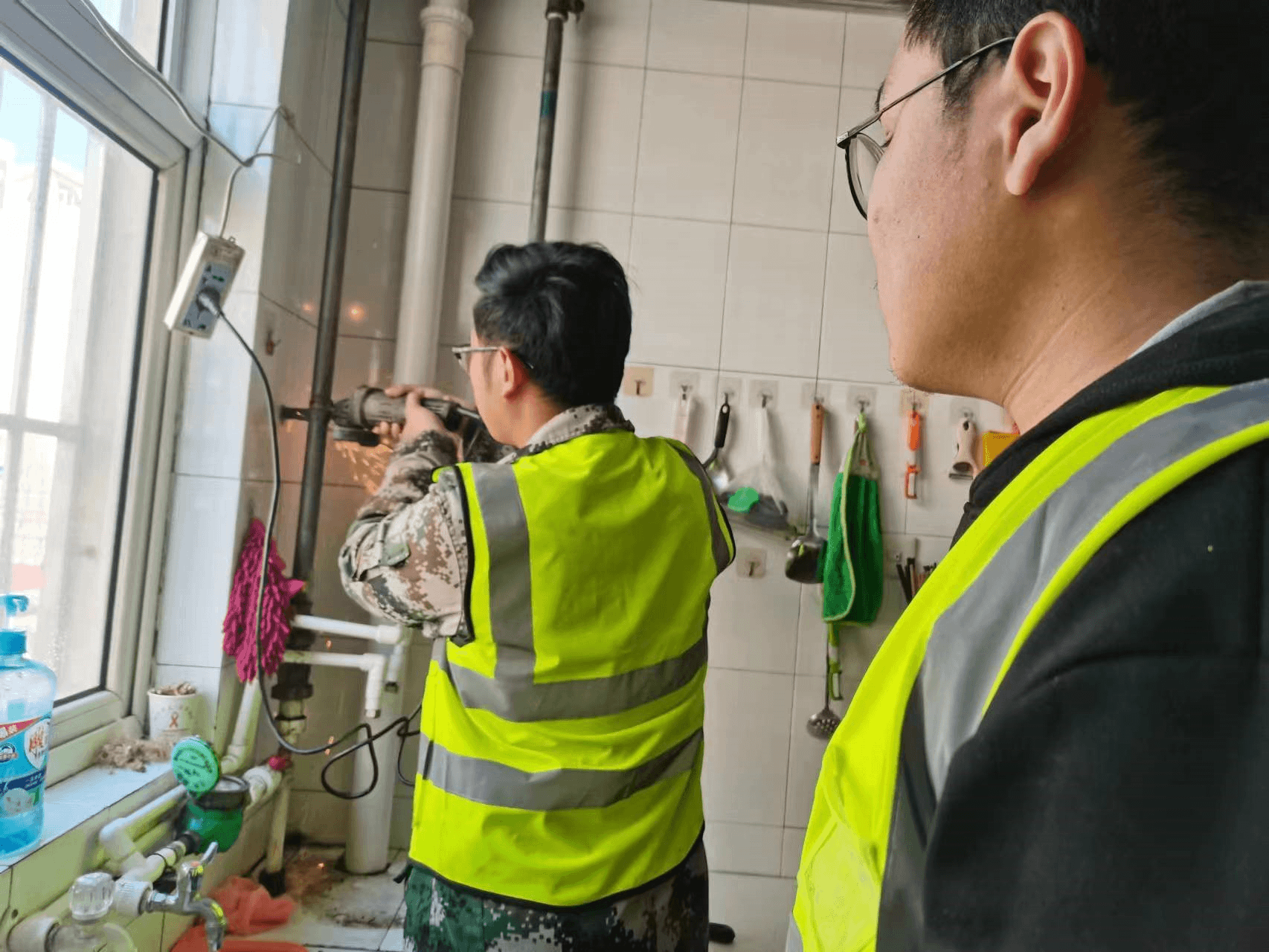 2023-11-22T09:29:23.png 2023-11-22T09:29:23.png