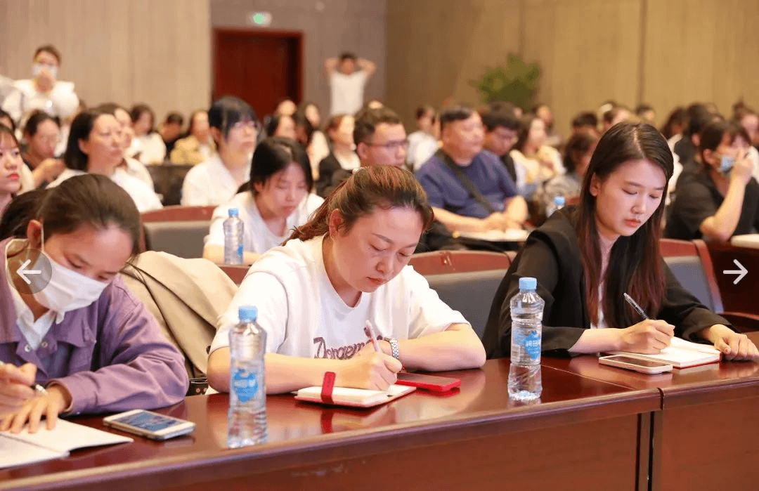 2023-11-21T09:06:18.png 2023-11-21T09:06:18.png