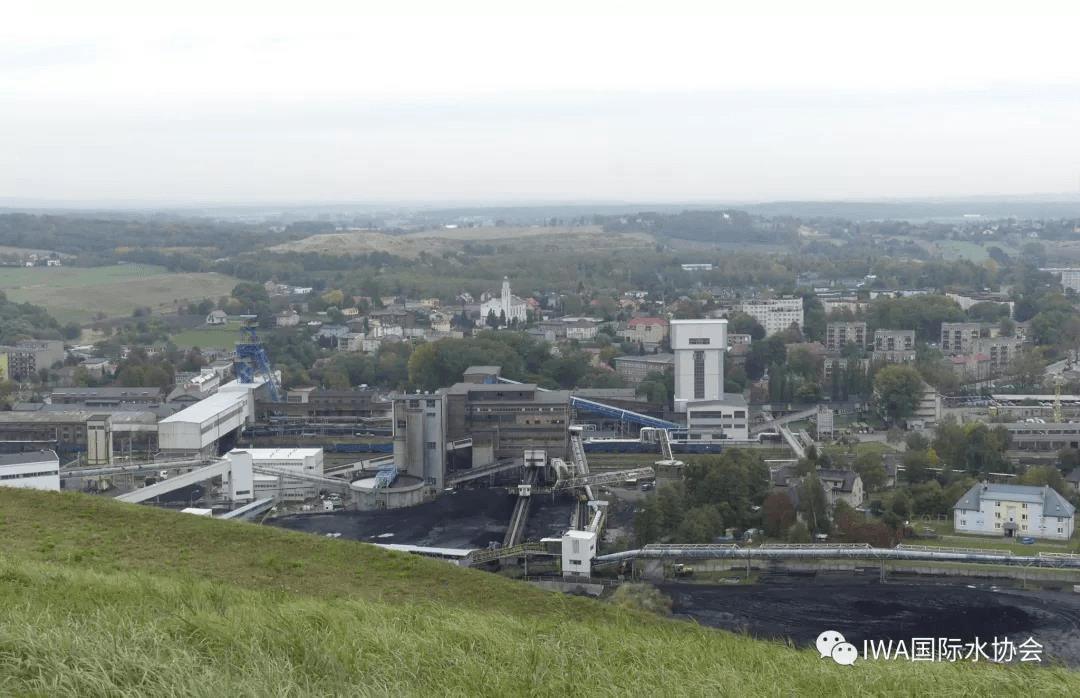 2023-11-01T02:01:30.png 2023-11-01T02:01:30.png