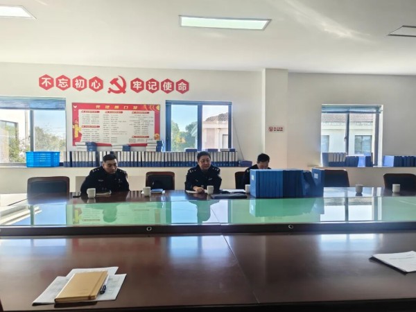 图片 1.jpg 图片 1.jpg