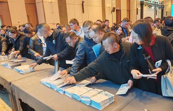 图片 4.jpg 图片 4.jpg