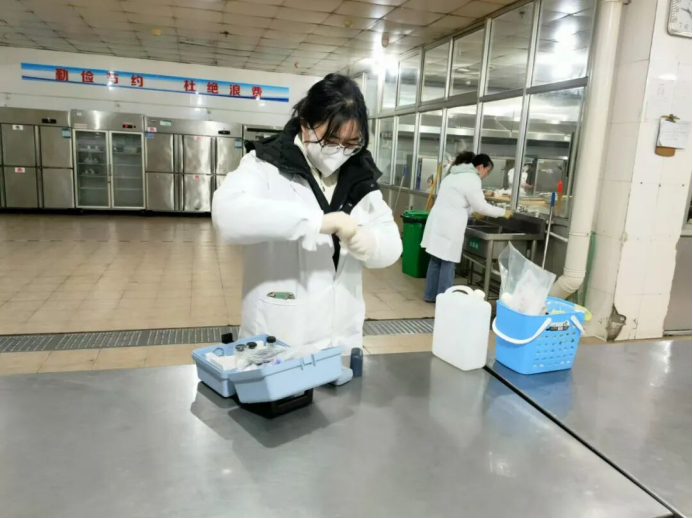 2025-12-12T02:53:20.png 2025-12-12T02:53:20.png