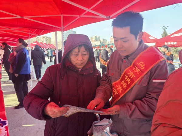 图片 1.jpg 图片 1.jpg