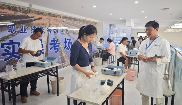 图片 3.jpg 图片 3.jpg